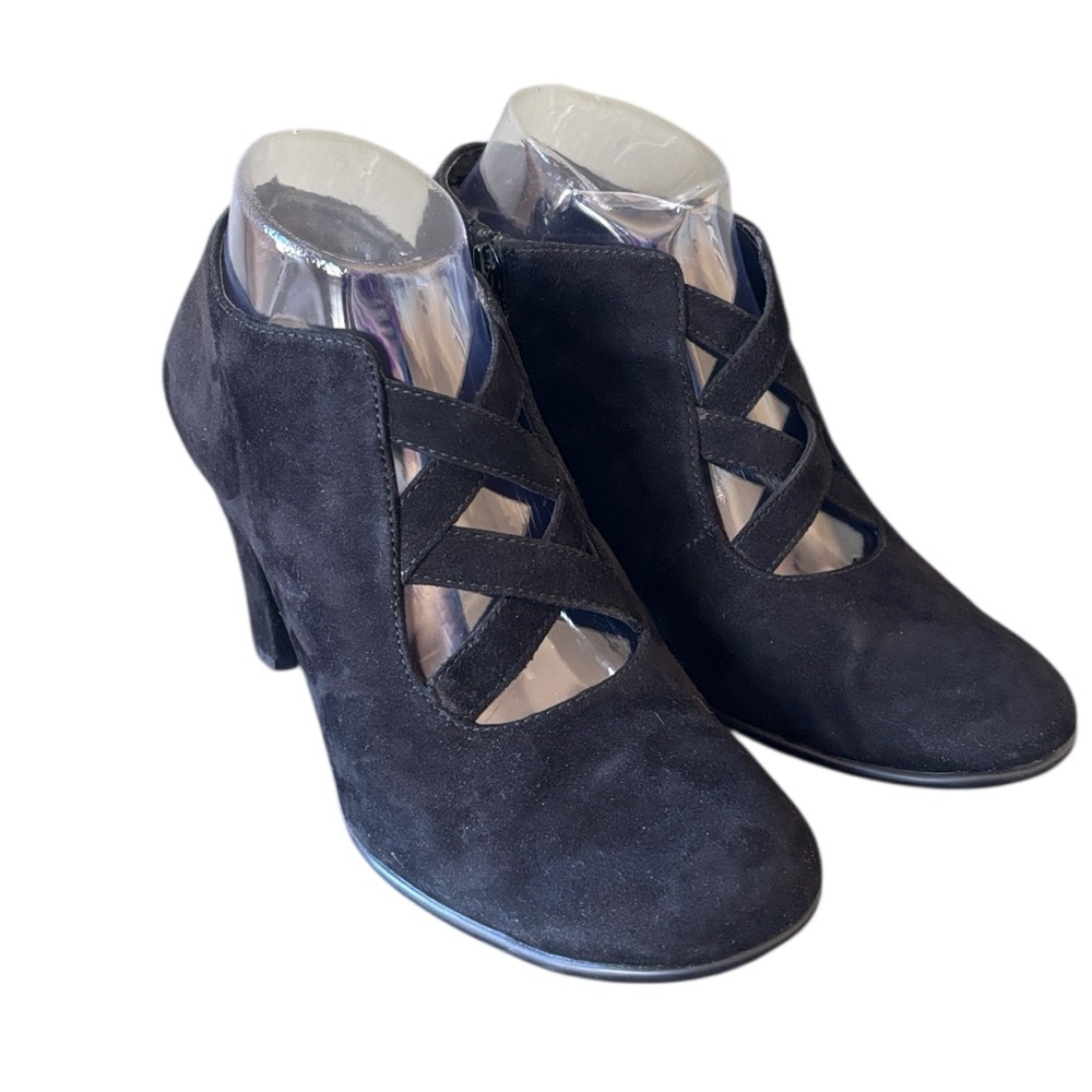 Aerosoles‎ Rolemantic Black Suede Cross Strap Bootie Size 7.5